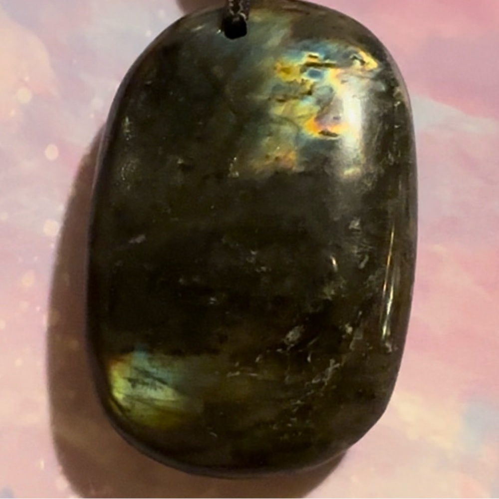Labradorite Rainbow Flash Large Oval Palm Stone Natural Gemstone Crystal Pendant - Picture 8 of 16